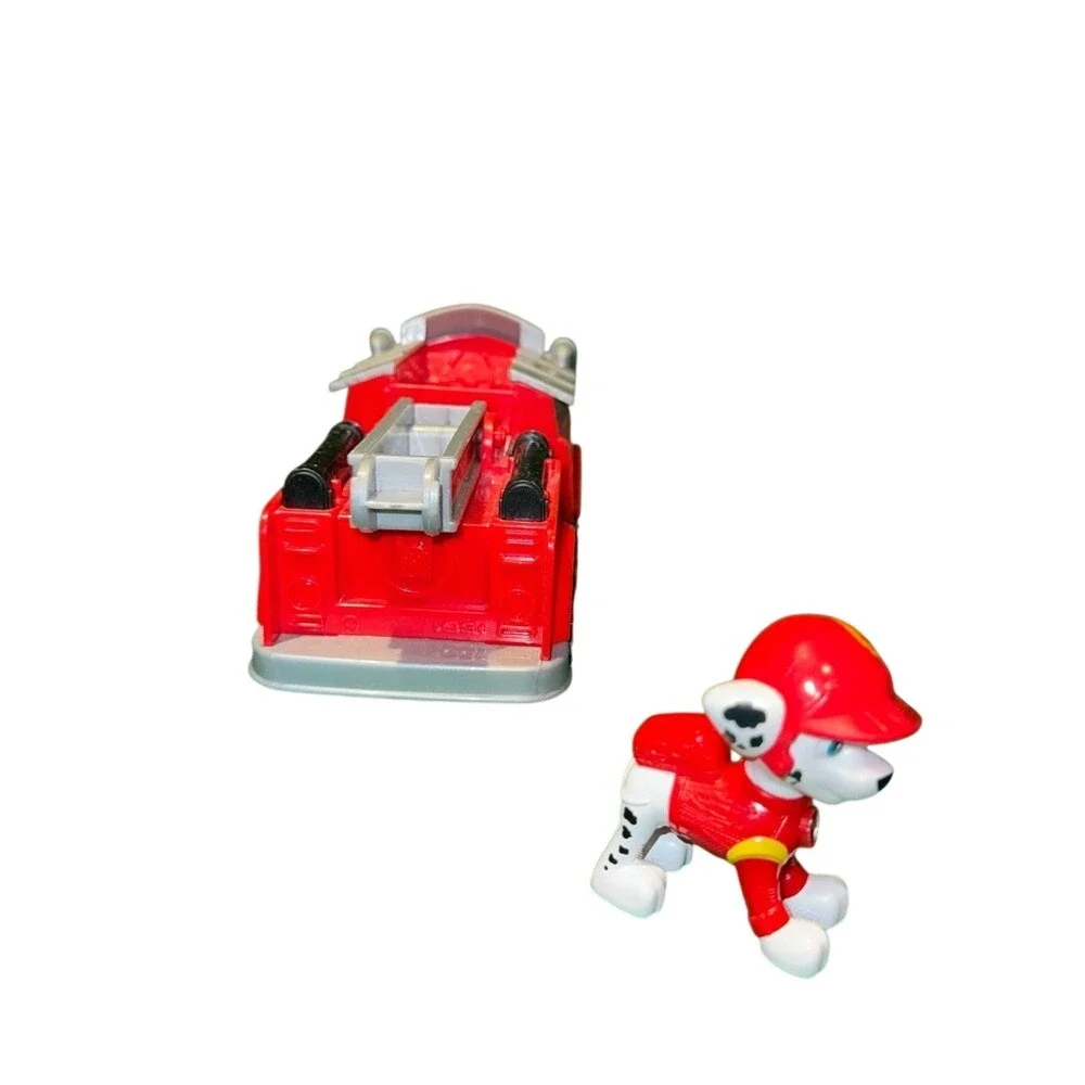 PAW‎ Patrol Marshall Fire Engine Vehicle with Collectible Figure Red Toy Truck
